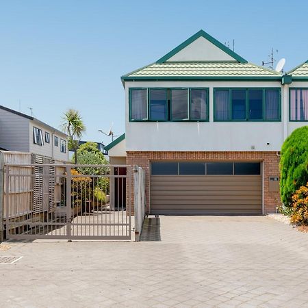 Вілла Mount Sunset - Mt Maunganui Townhouse Маунт-Маунгануй Екстер'єр фото